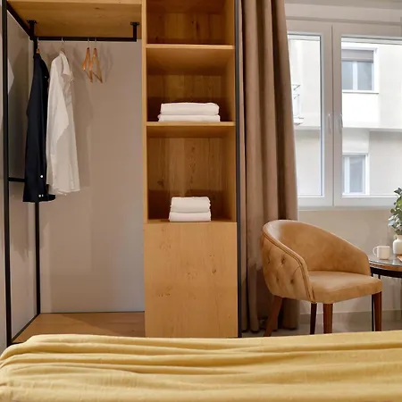 Alekos 2 Netflix, Self Check-in Apartament *