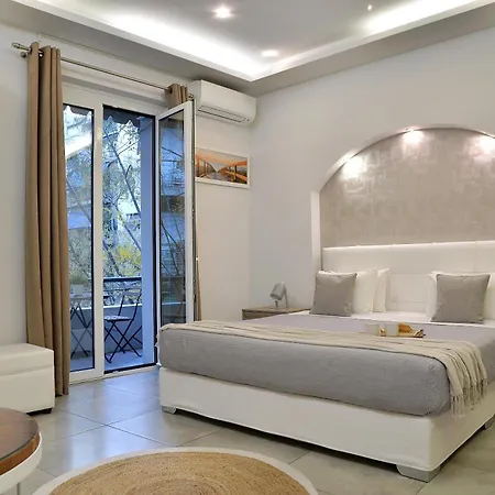 Alekos 2 Netflix, Self Check-in Apartment